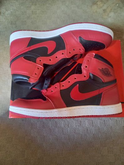 Nike Air Jordan 1 High ’85 "Varsity Red"