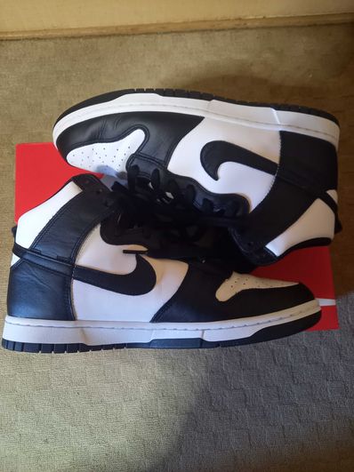 Nike Dunk High "Black and White"