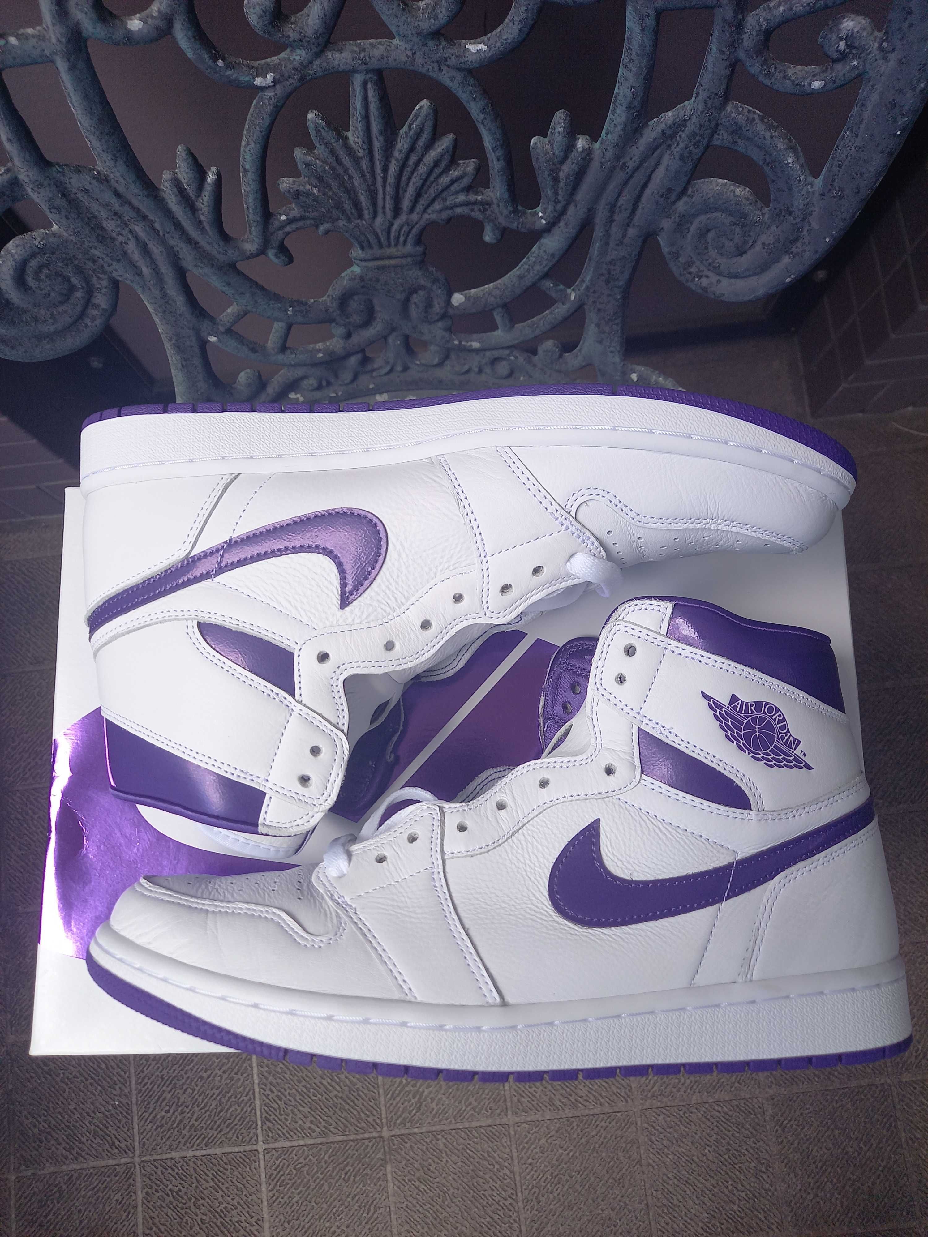 Nike Women's Air Jordan 1 High OG "Court Purple"