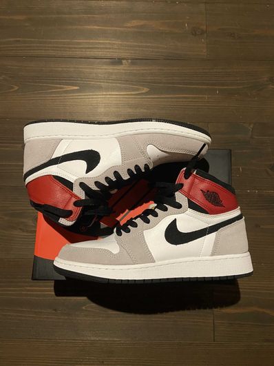 Nike GS Air Jordan 1 High OG "Light Smoke Grey"