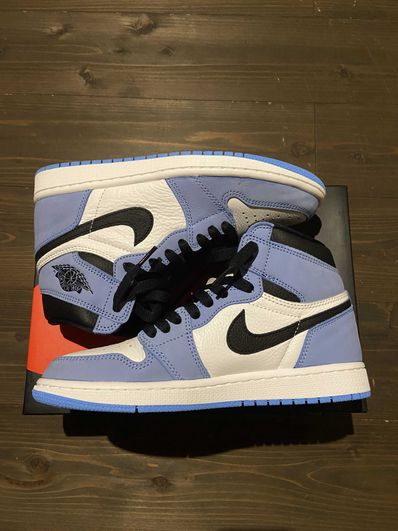 Nike Air Jordan 1 High OG "University Blue"