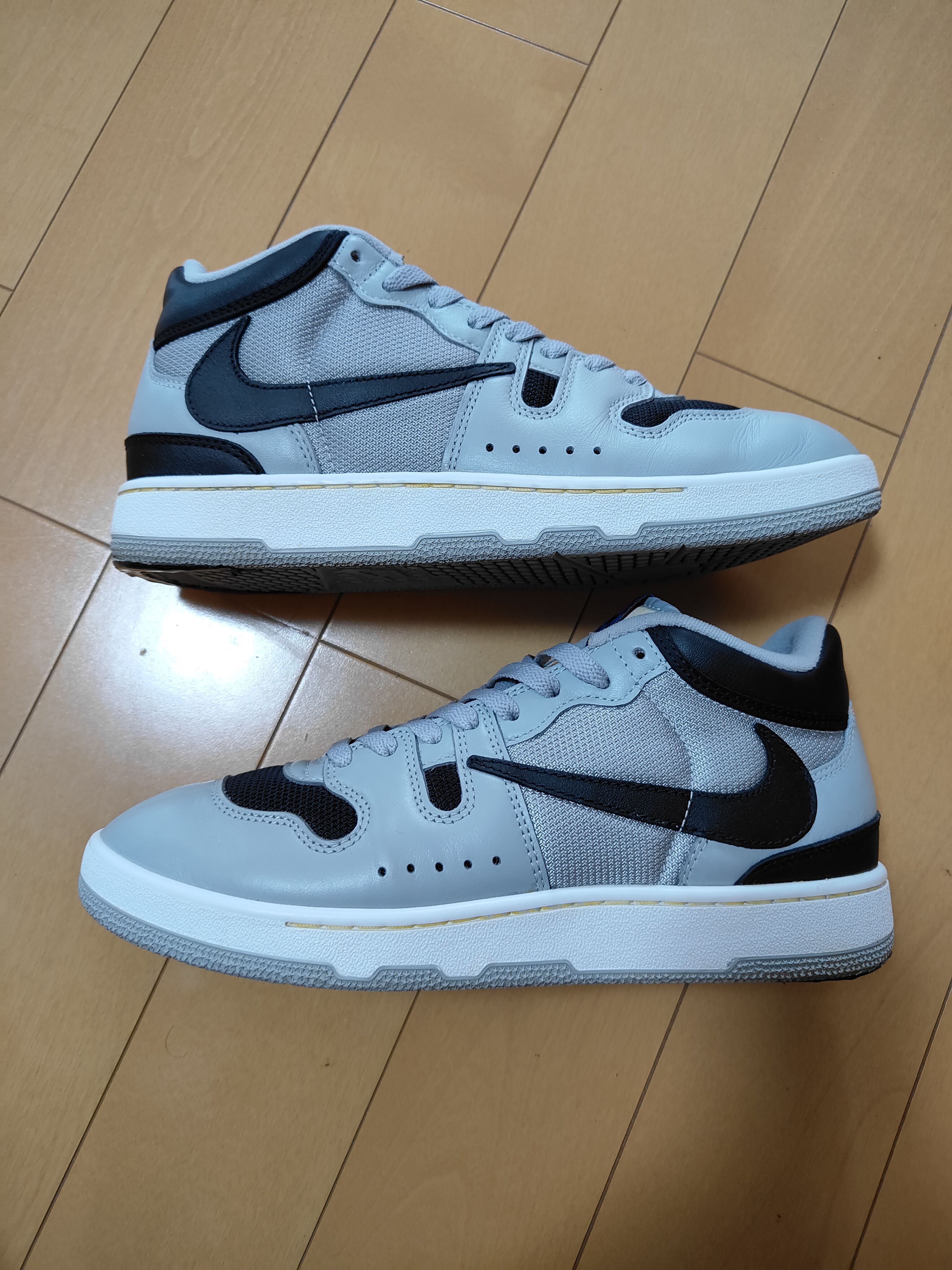 Travis Scott Cactus Jack × Nike Attack (Mac Attack) "Light Smoke Grey"