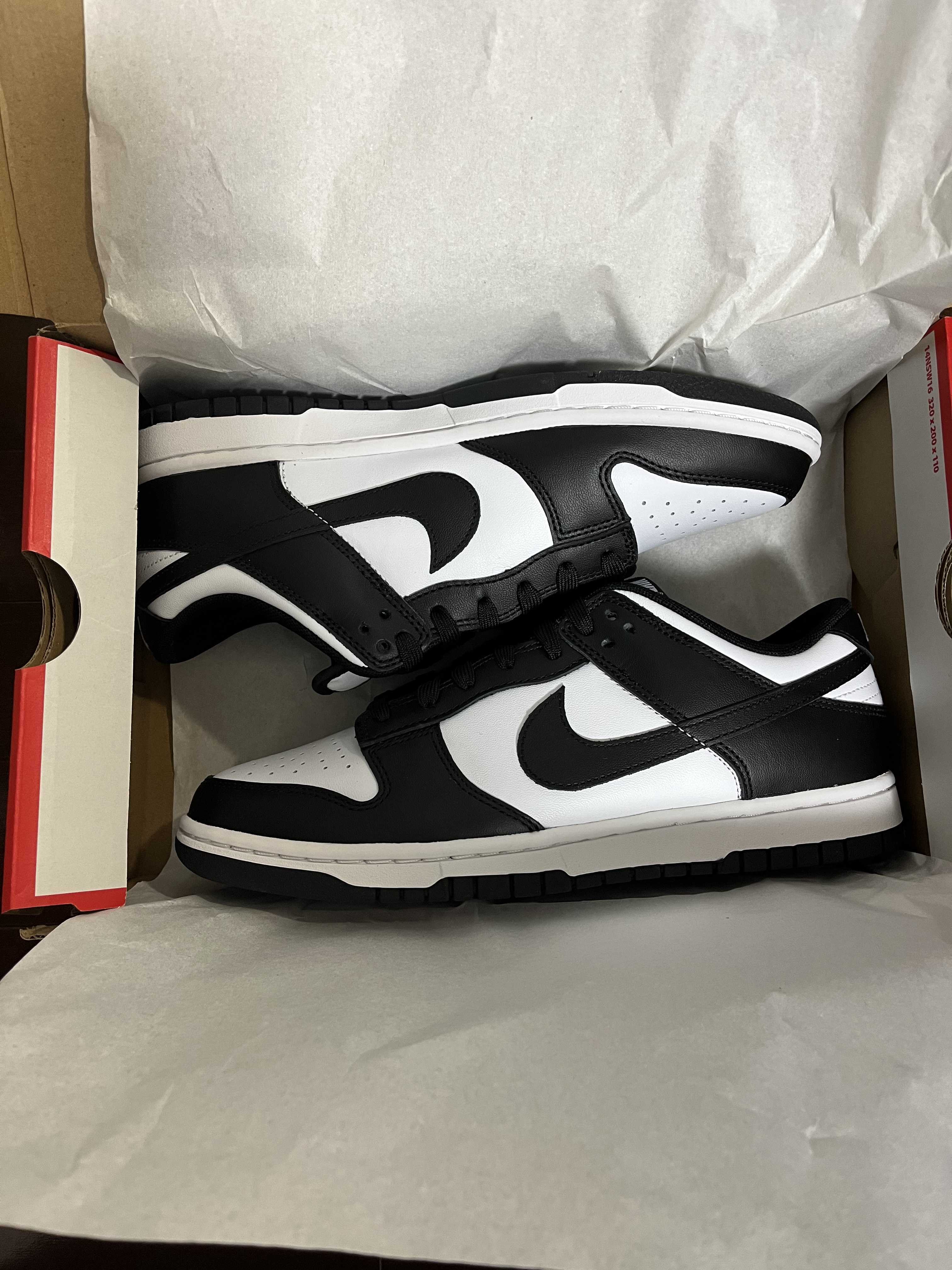 Nike Dunk Low Retro "Panda/White/Black"