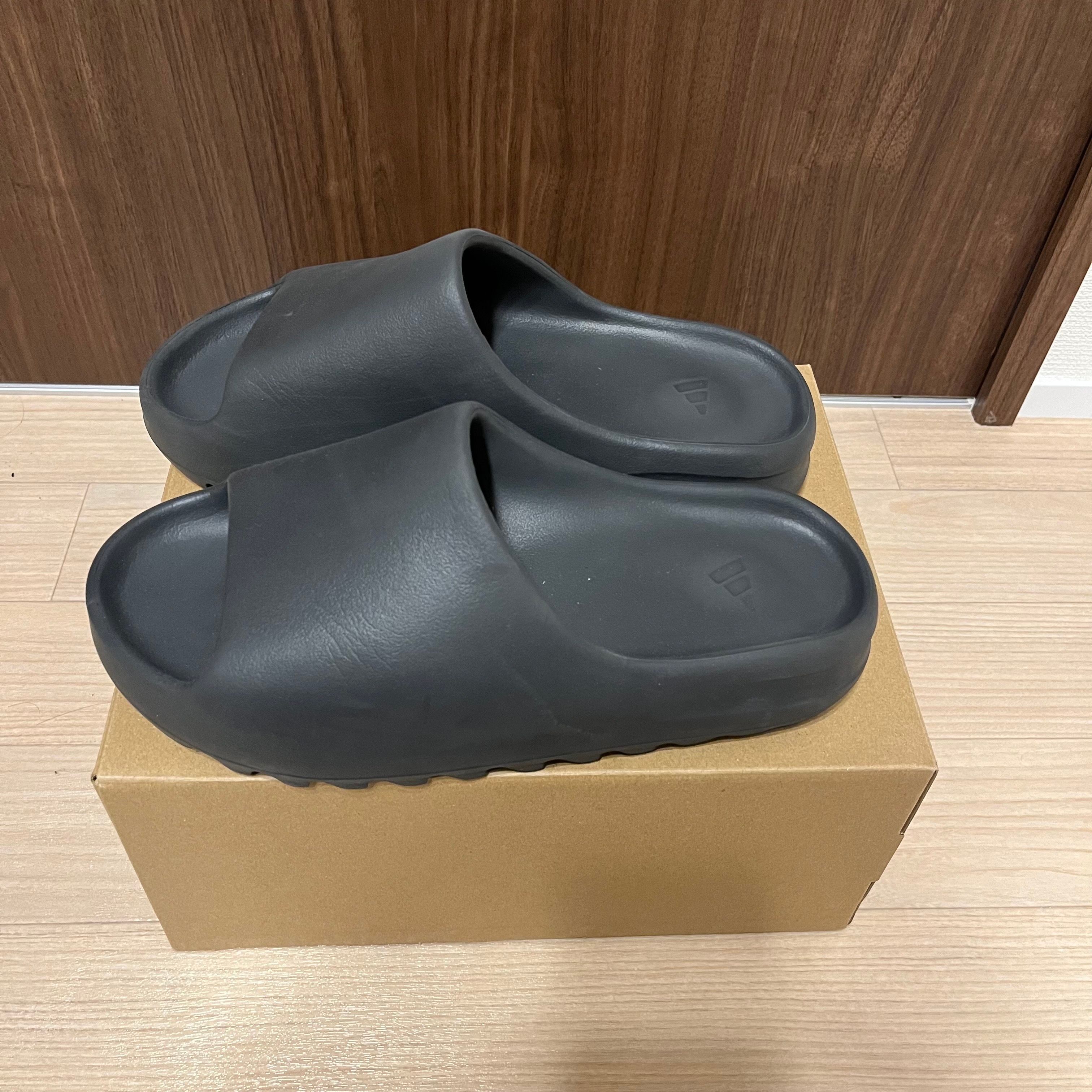 adidas YEEZY Slide "Onyx"