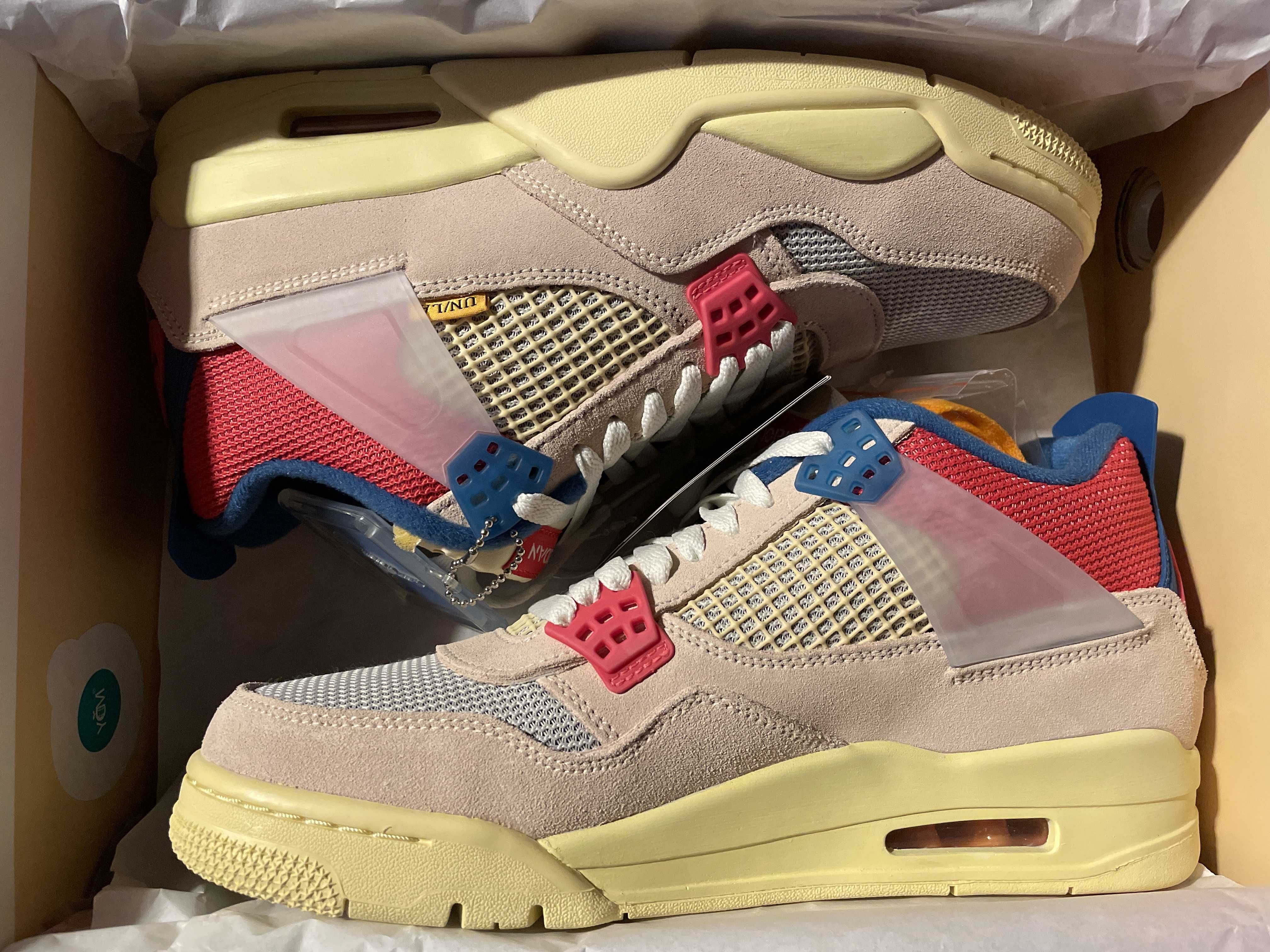 UNION × Nike Air Jordan 4 SP "Guava Ice/Light Fusion Red"