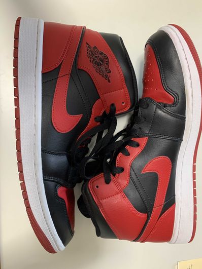 Nike Air Jordan 1 Retro High "Black Varsity Red/Bred"(2001)