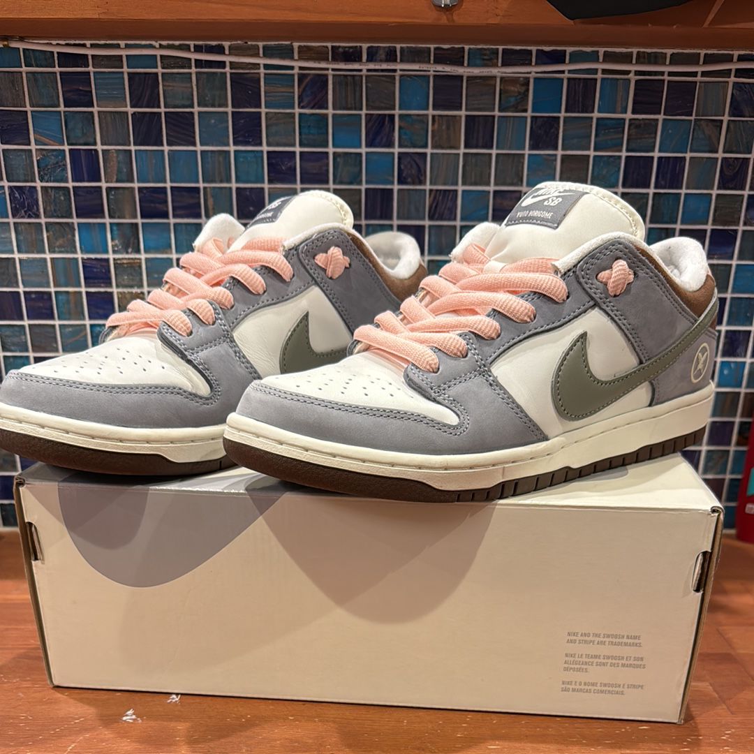堀米 雄斗(Yuto Horigome) × Nike SB Dunk Low Pro QS "Wolf Grey"