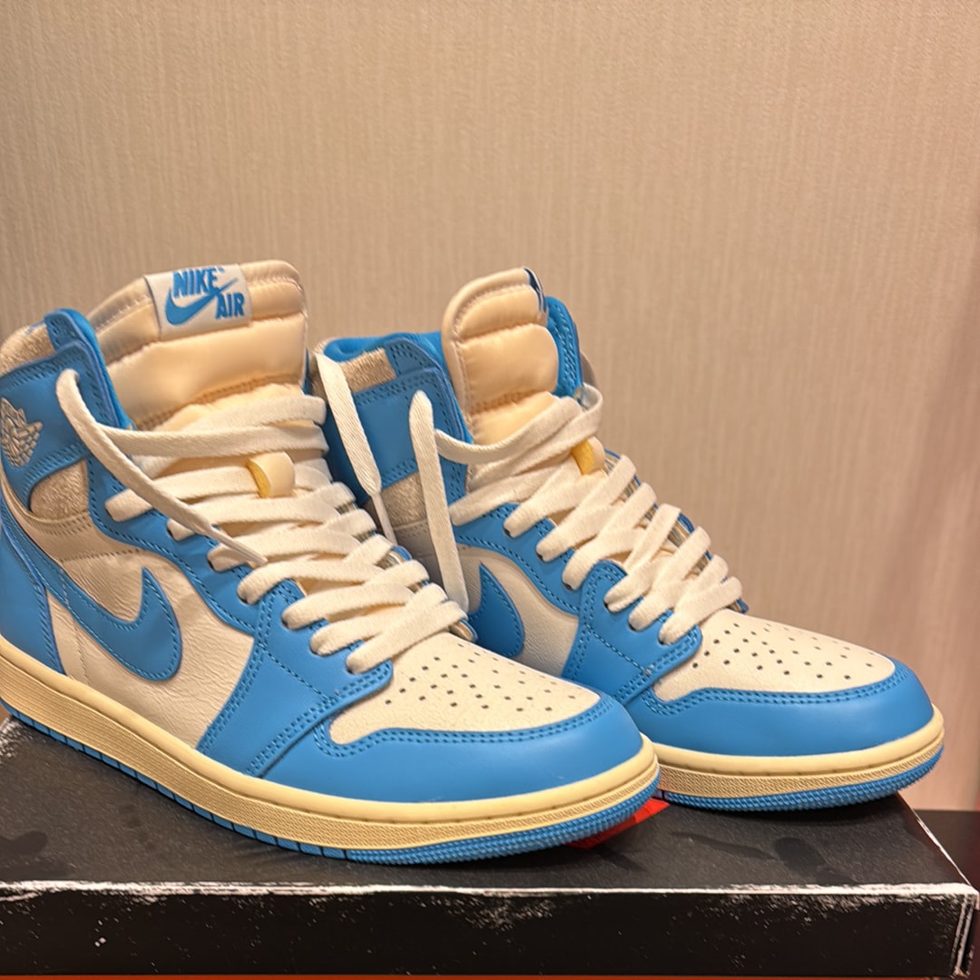 Nike Air Jordan 1 Retro High OG "UNC Reimagined"