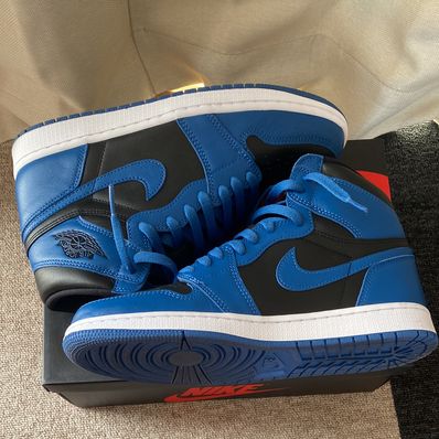 Nike Air Jordan 1 Retro High OG "Dark Marina Blue"