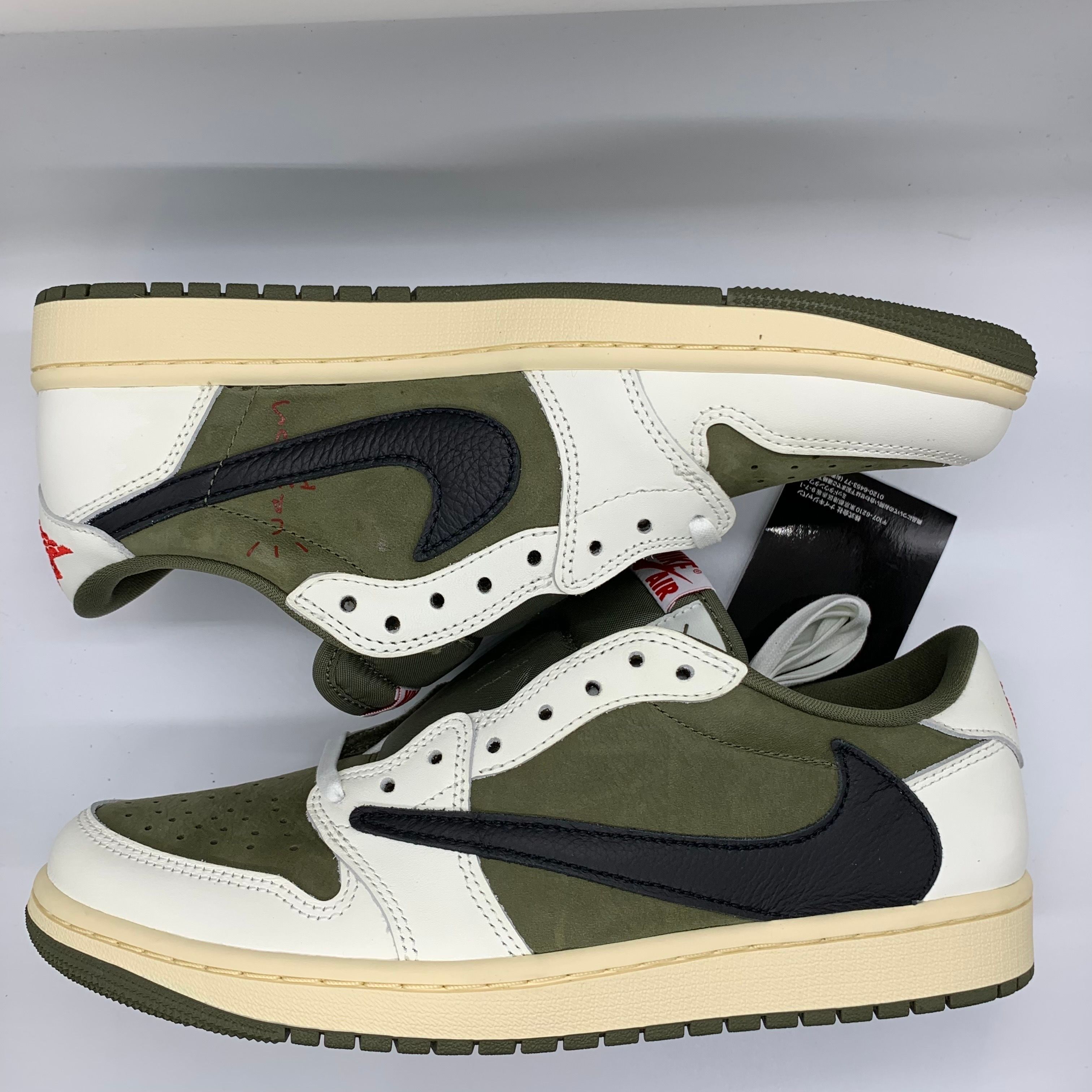 Travis Scott × Nike Air Jordan 1 Low OG SP "Reverse Olive"