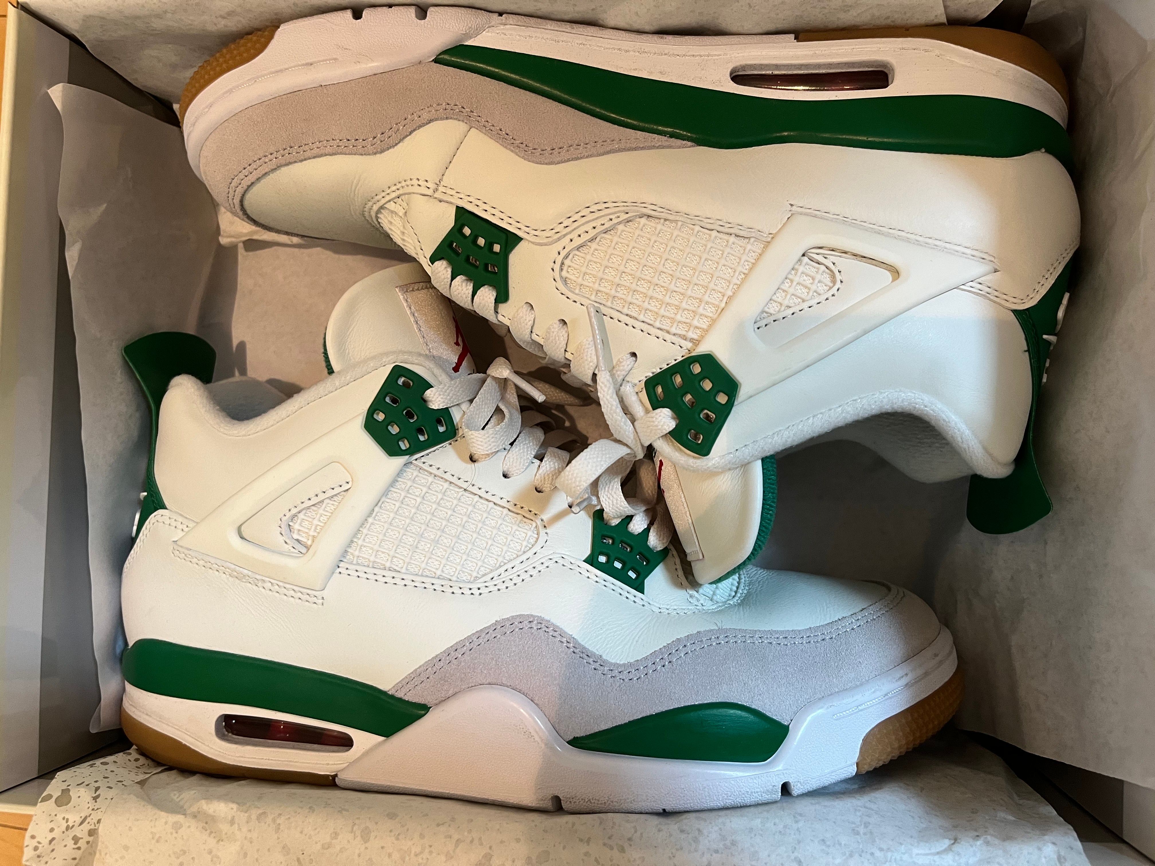 Nike SB × Air Jordan 4 Retro SP "Pine Green"
