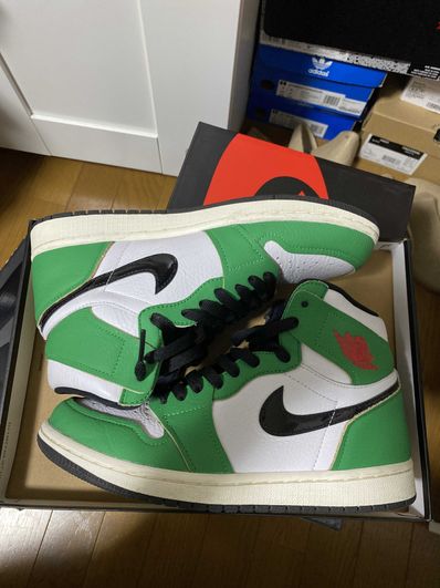 Nike Women's Air Jordan 1 High OG "Lucky Green/White-Sail-Black"