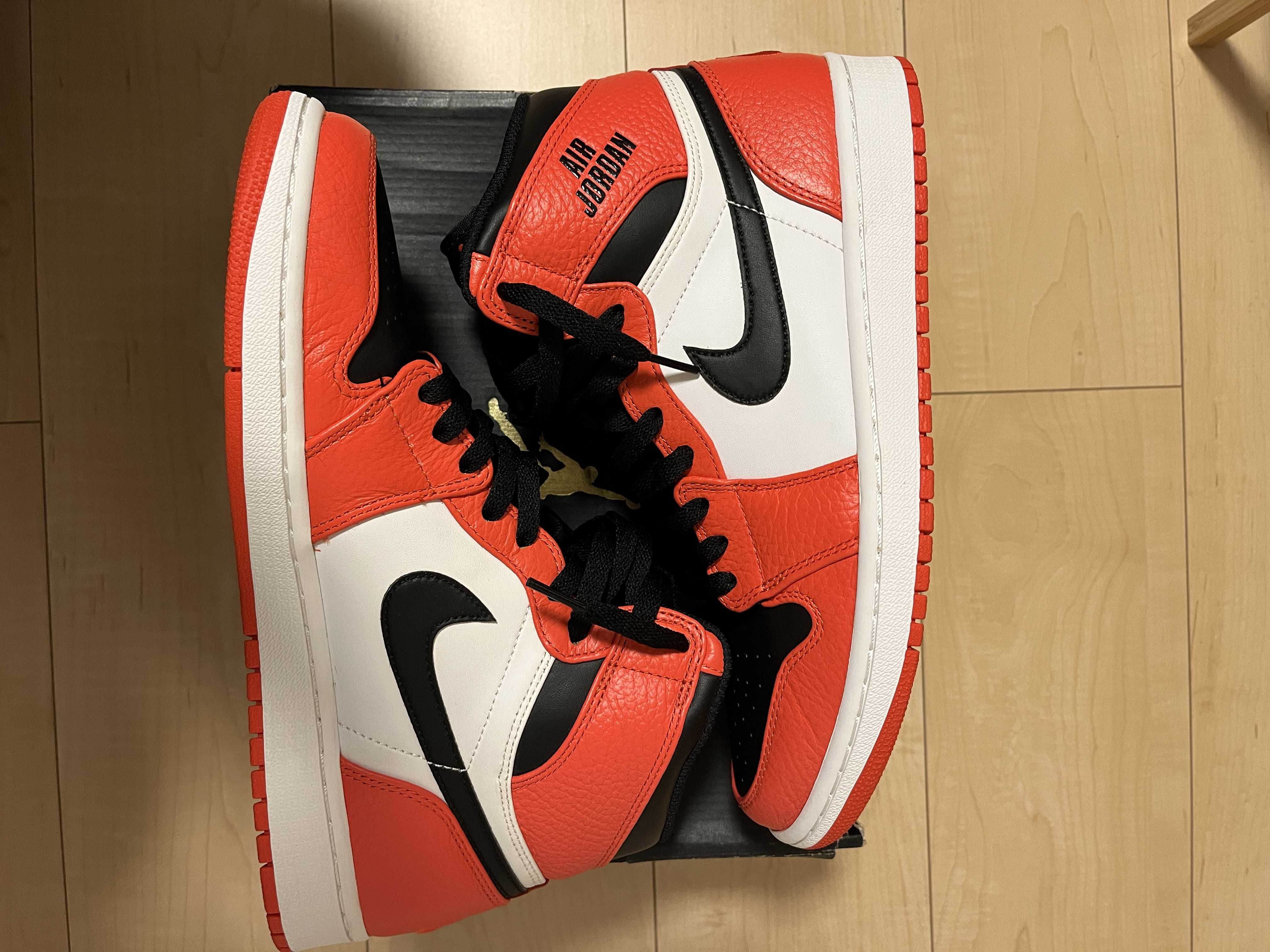 Nike Air Jordan 1 Retro High 