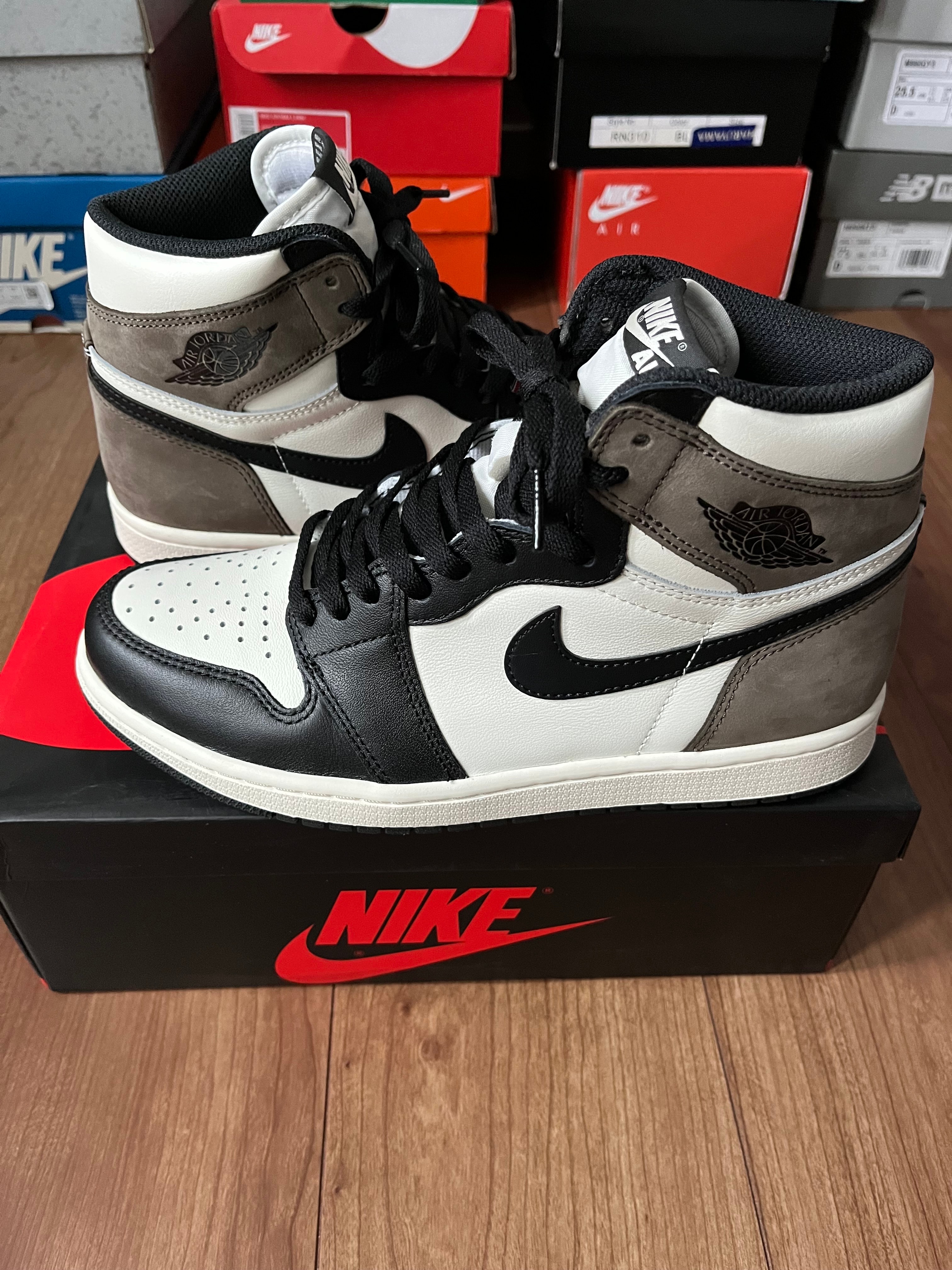 Nike Air Jordan 1 High OG "Sail/Dark Mocha/Black"