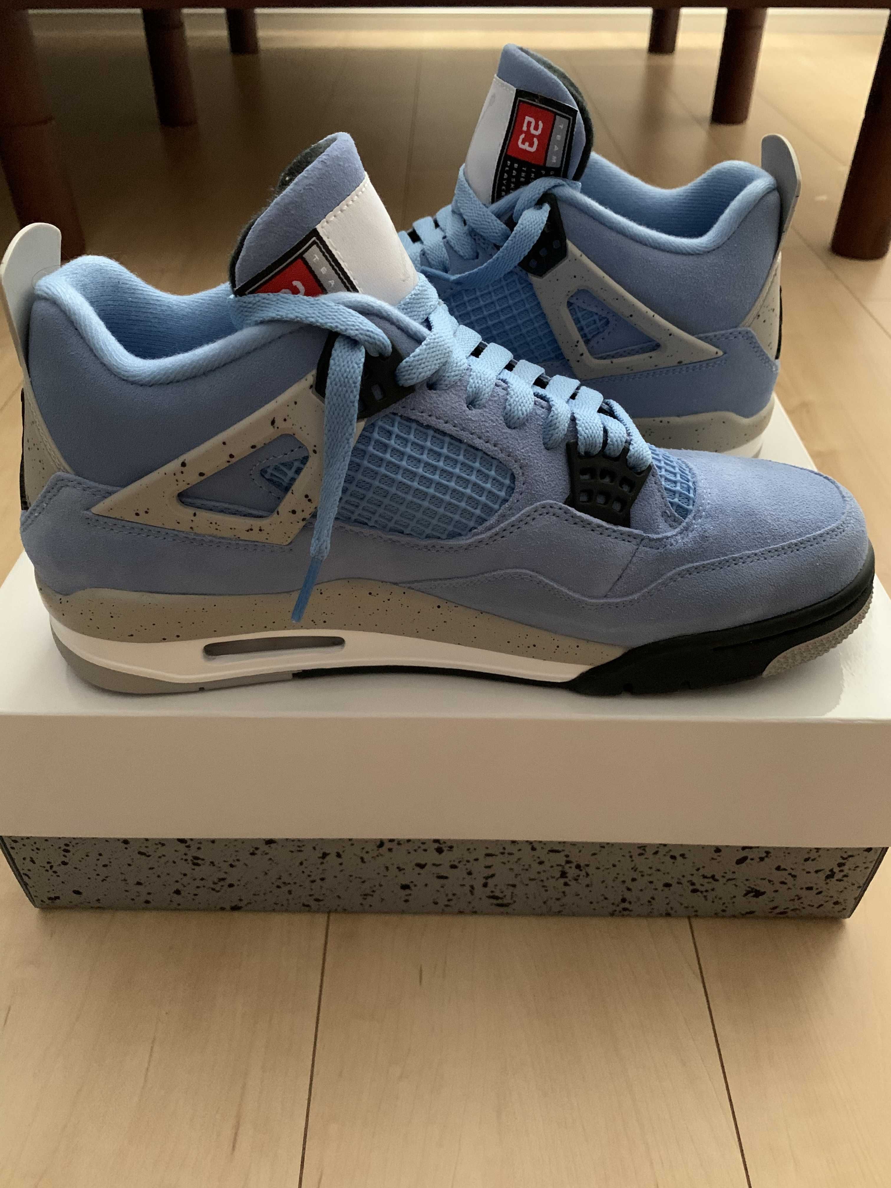 Nike Air Jordan 4 "University Blue"