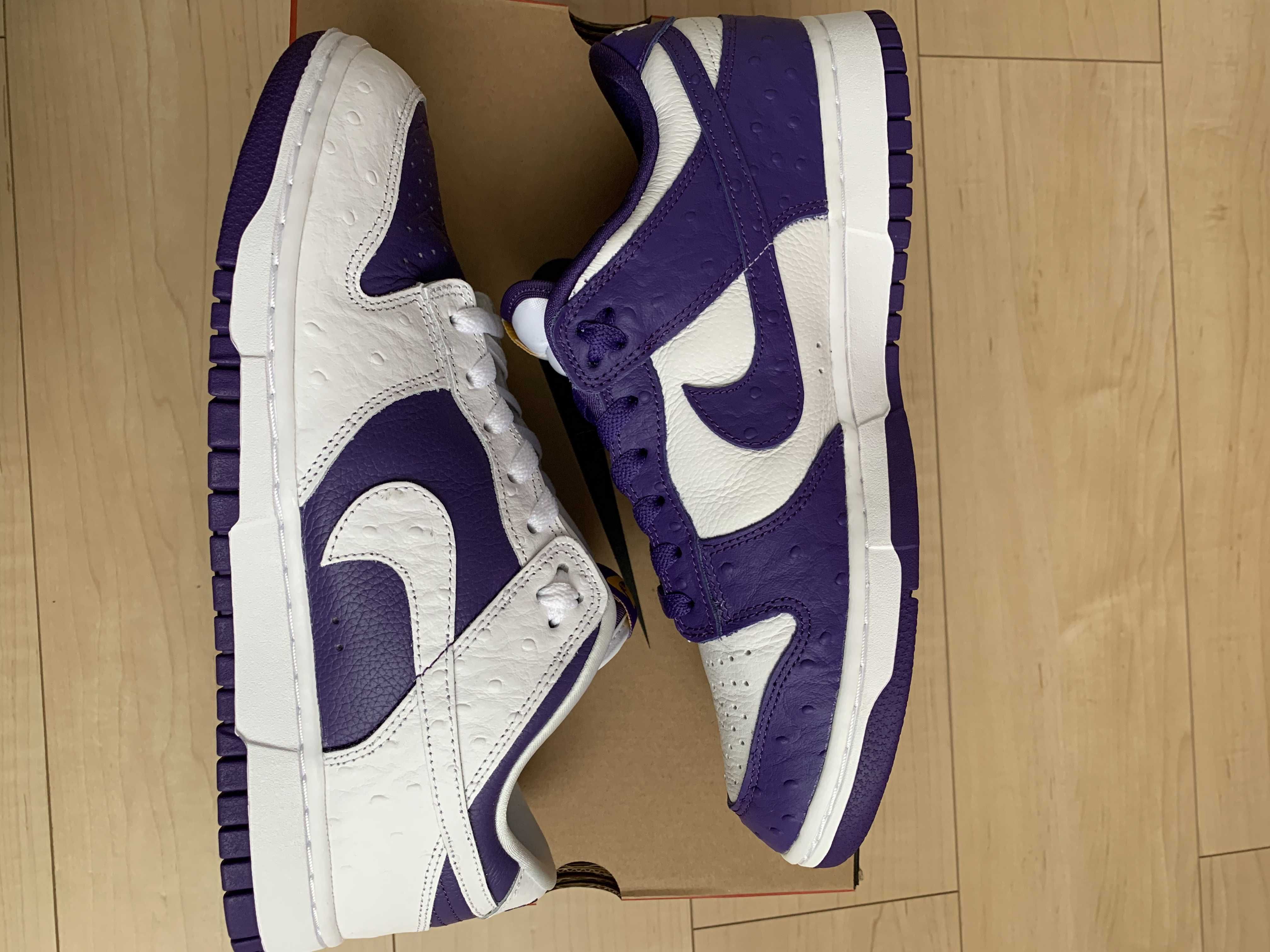 Nike Women's Dunk Low "Made You Look"