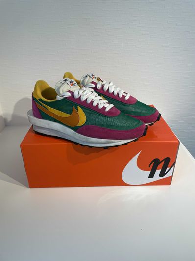 sacai × NIKE LDV WAFFLE "PINE GREEN"