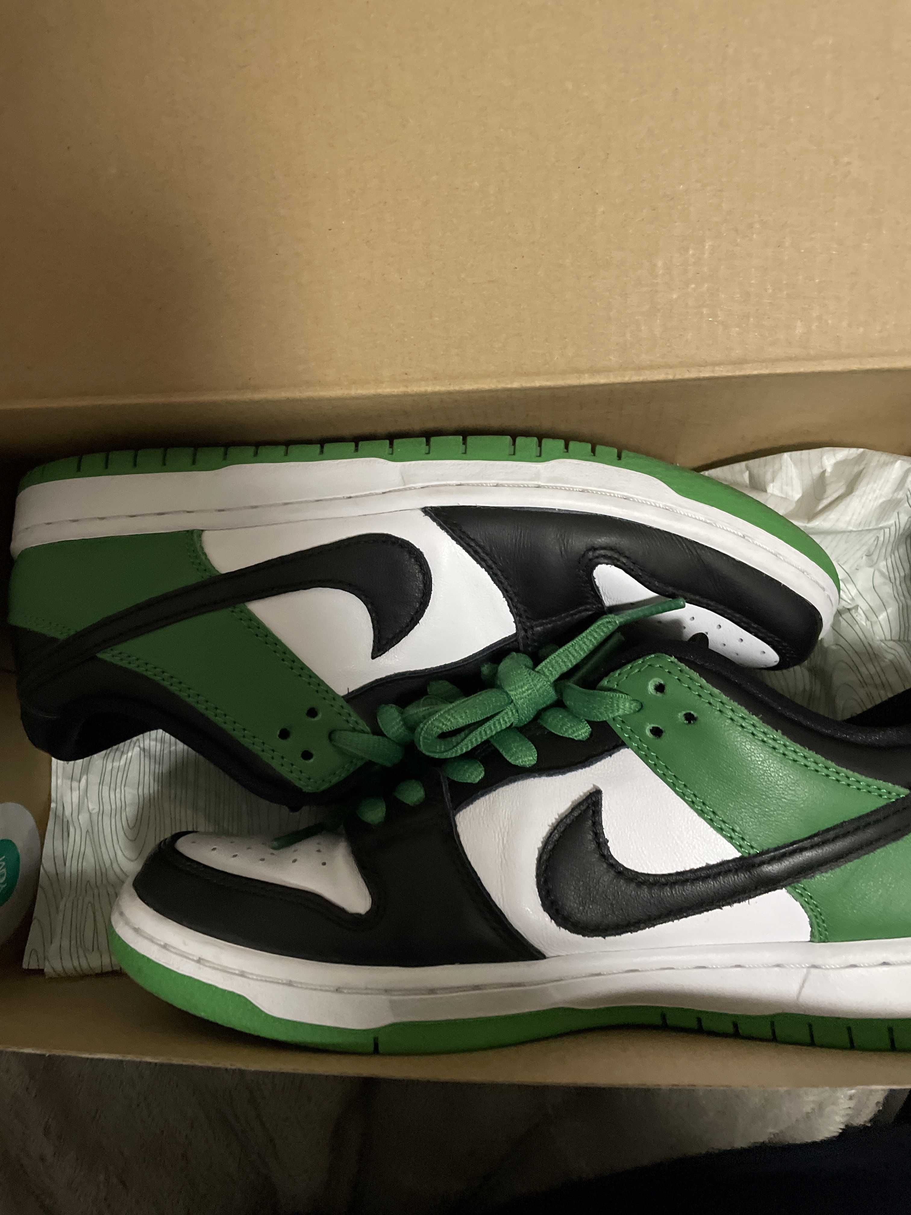 Nike SB Dunk Low Pro "Black and Classic Green"