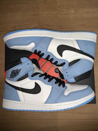 Nike Air Jordan 1 High OG "University Blue"