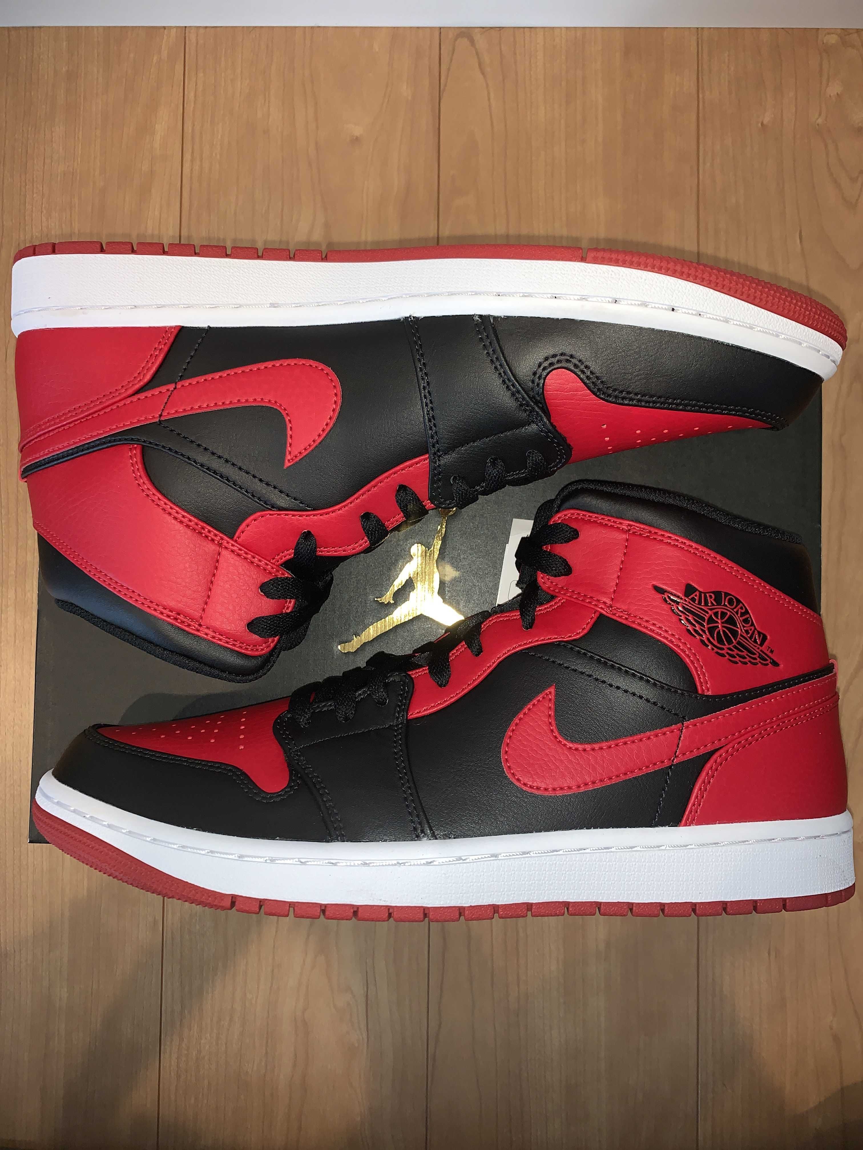 Nike Air Jordan 1 Mid "Bred"