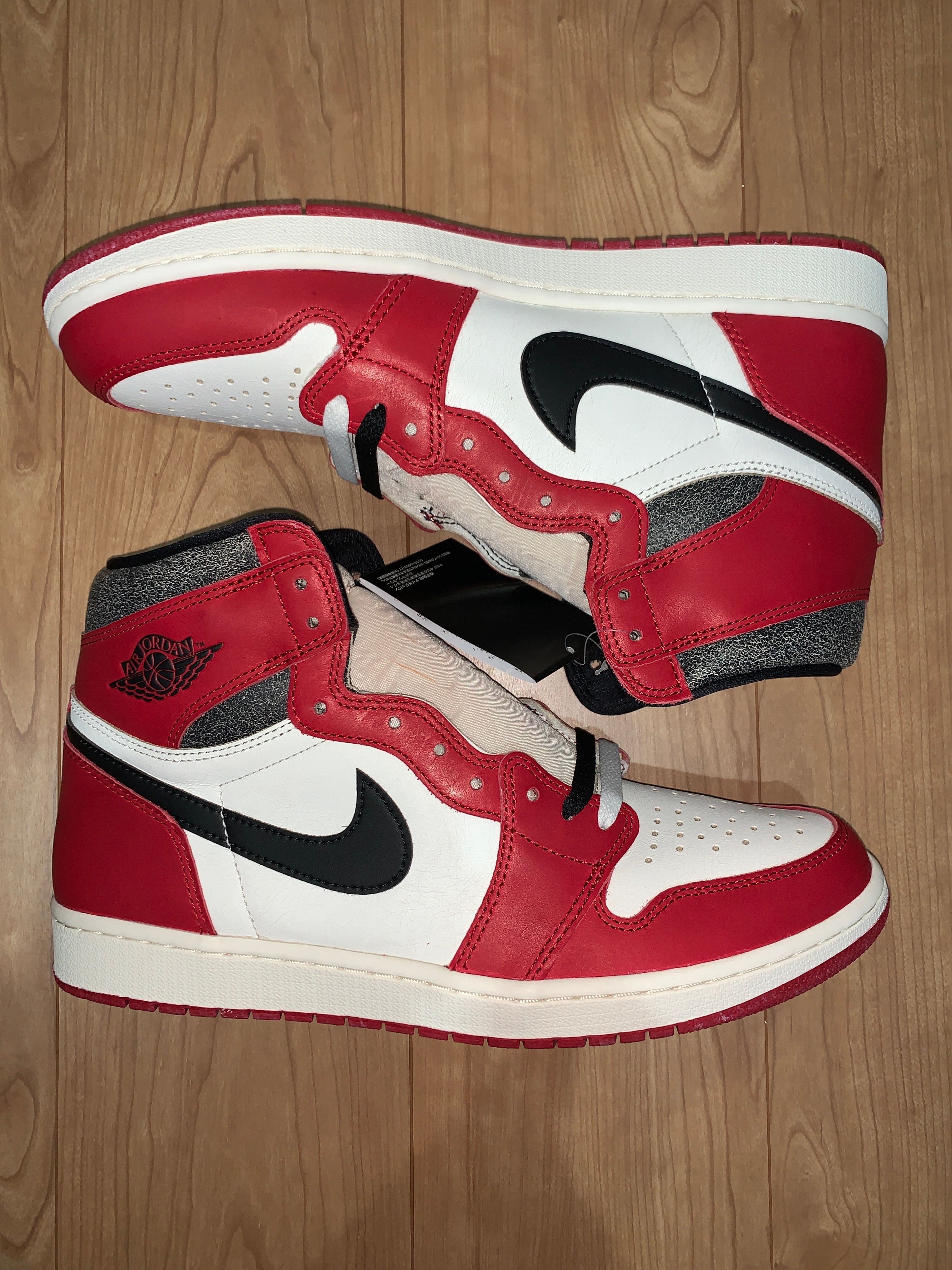 Nike Air Jordan 1 High OG "Lost & Found/Chicago"