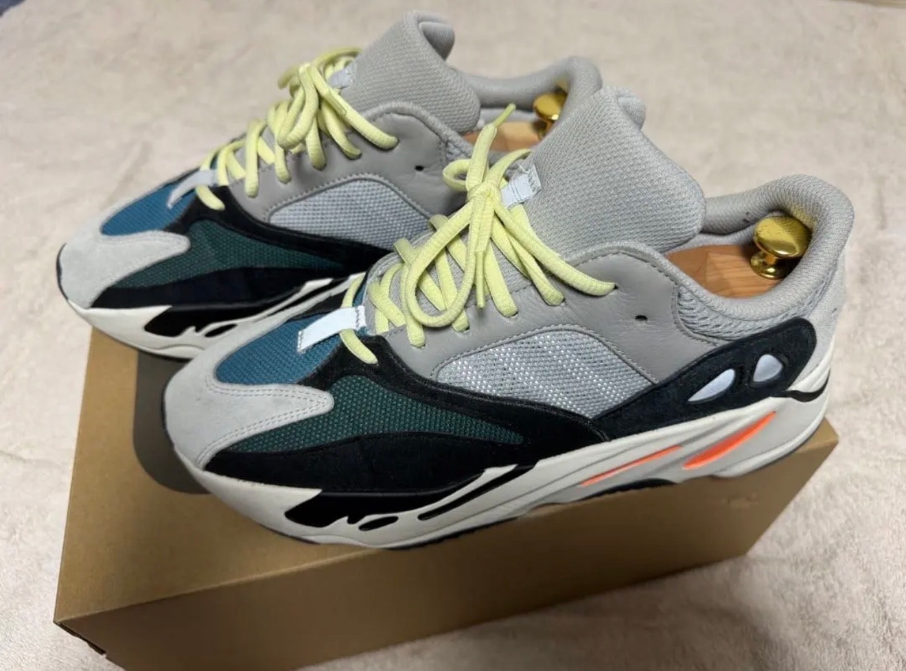 adidas YEEZY Boost 700 "Wave Runner"