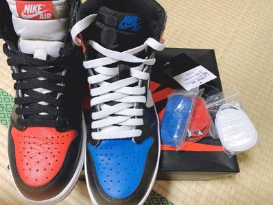 Nike Air Jordan 1 Retro High "Top 3"