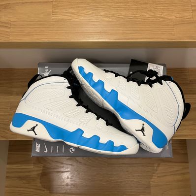 Nike Air Jordan 9 Retro "Powder Blue"
