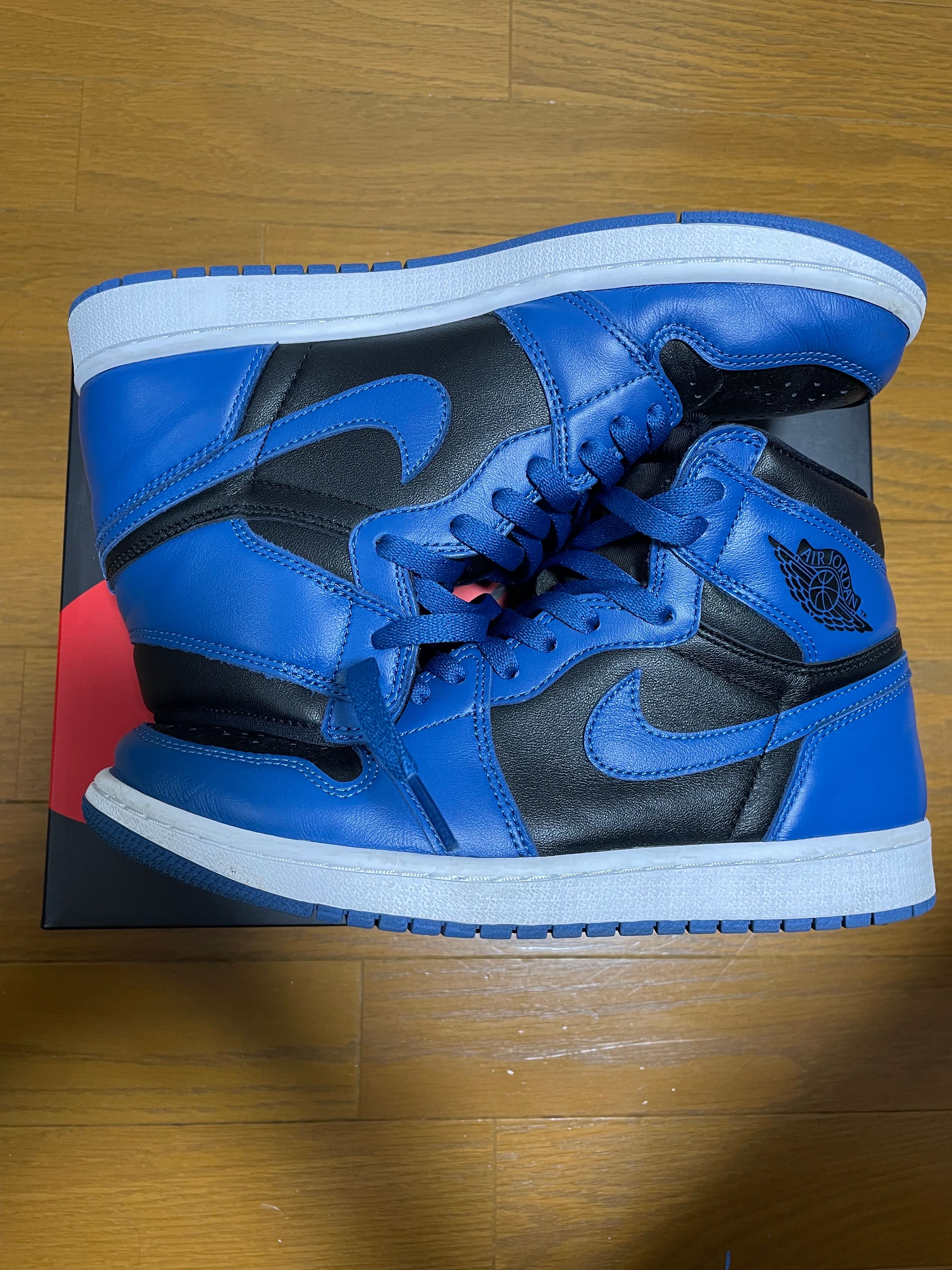 Nike Air Jordan 1 Retro High OG "Dark Marina Blue"