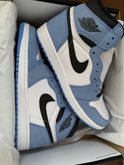 Nike Air Jordan 1 High OG "University Blue"