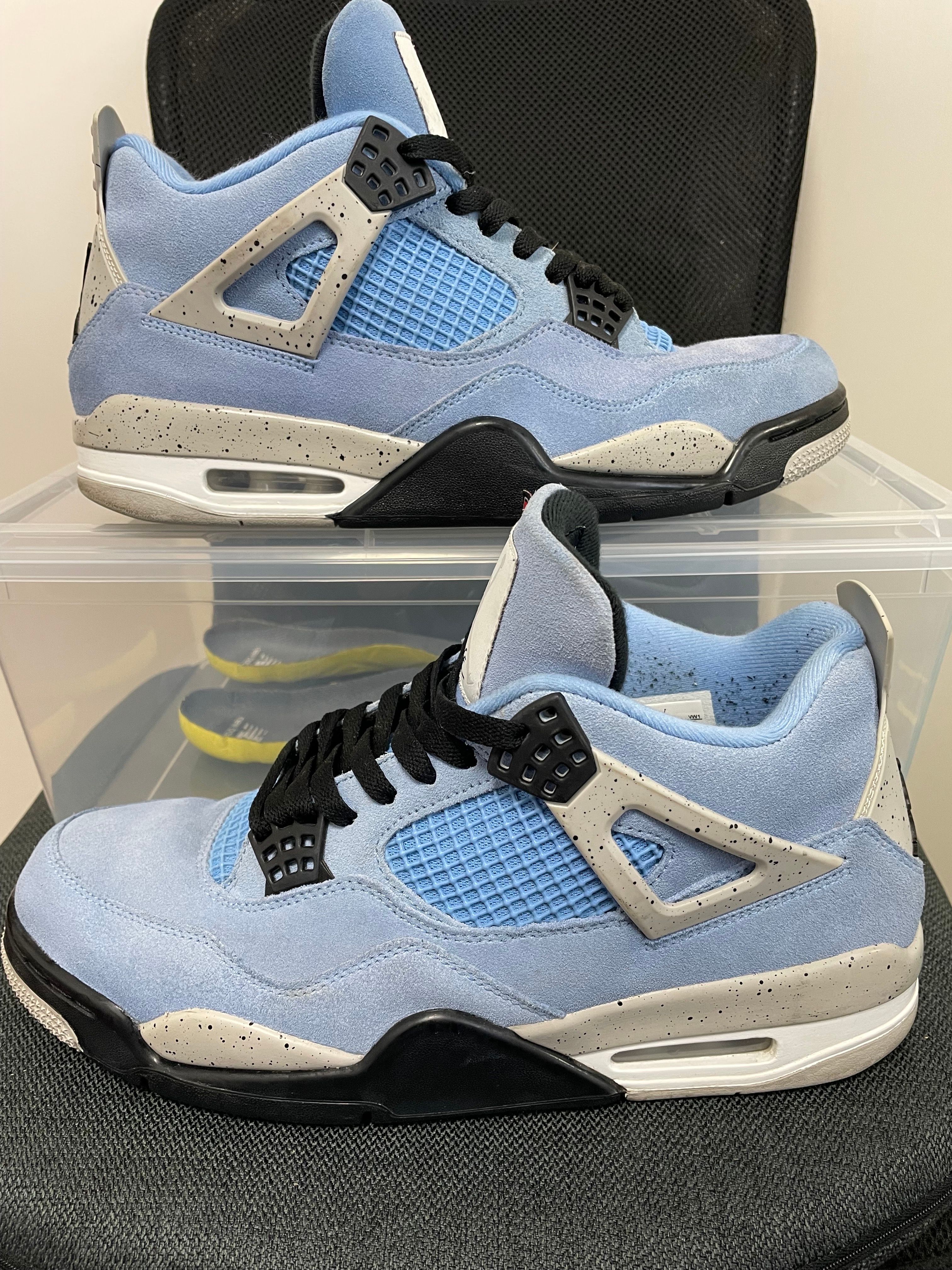 Nike Air Jordan 4 "University Blue"