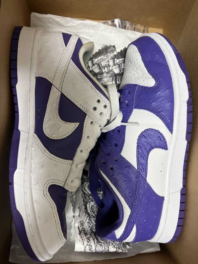 Nike Women's Dunk Low "Made You Look"