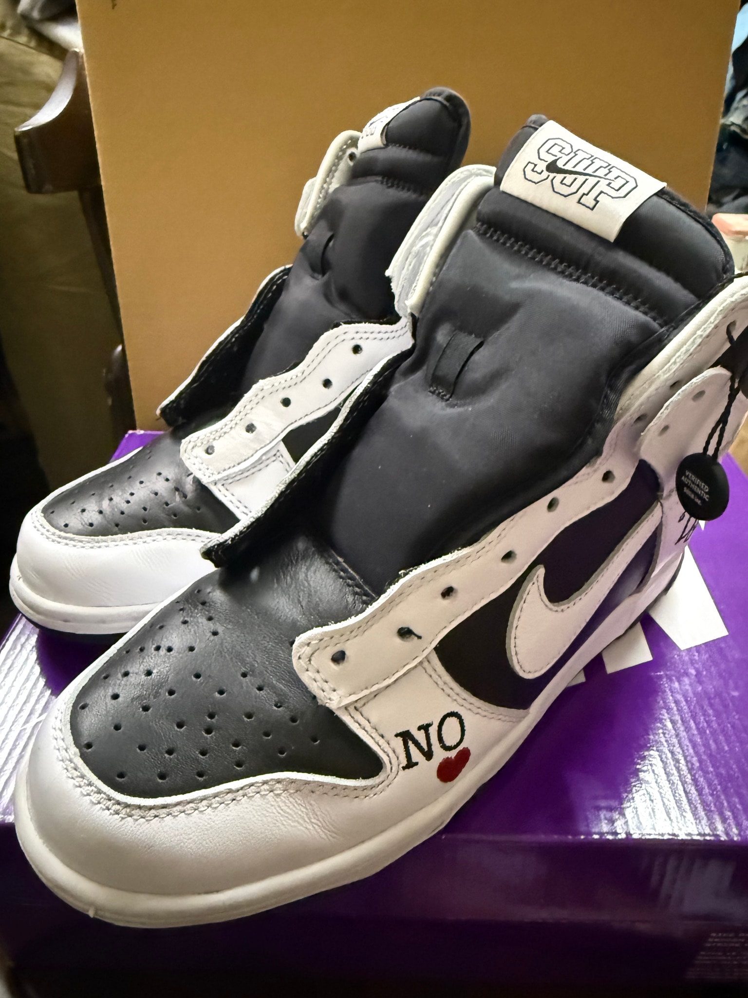 Supreme × Nike SB Dunk High By Any Means "White Black"