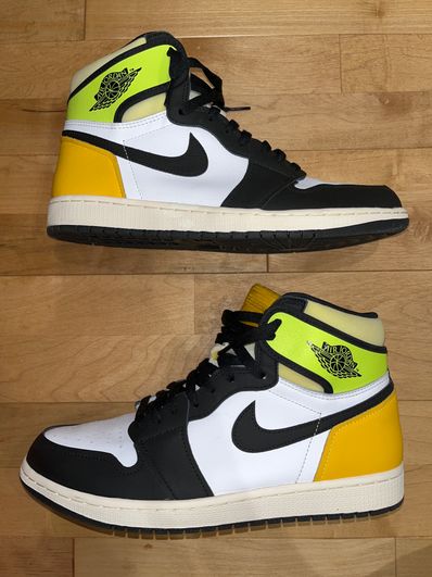 Nike Air Jordan 1 High OG "Volt Gold"