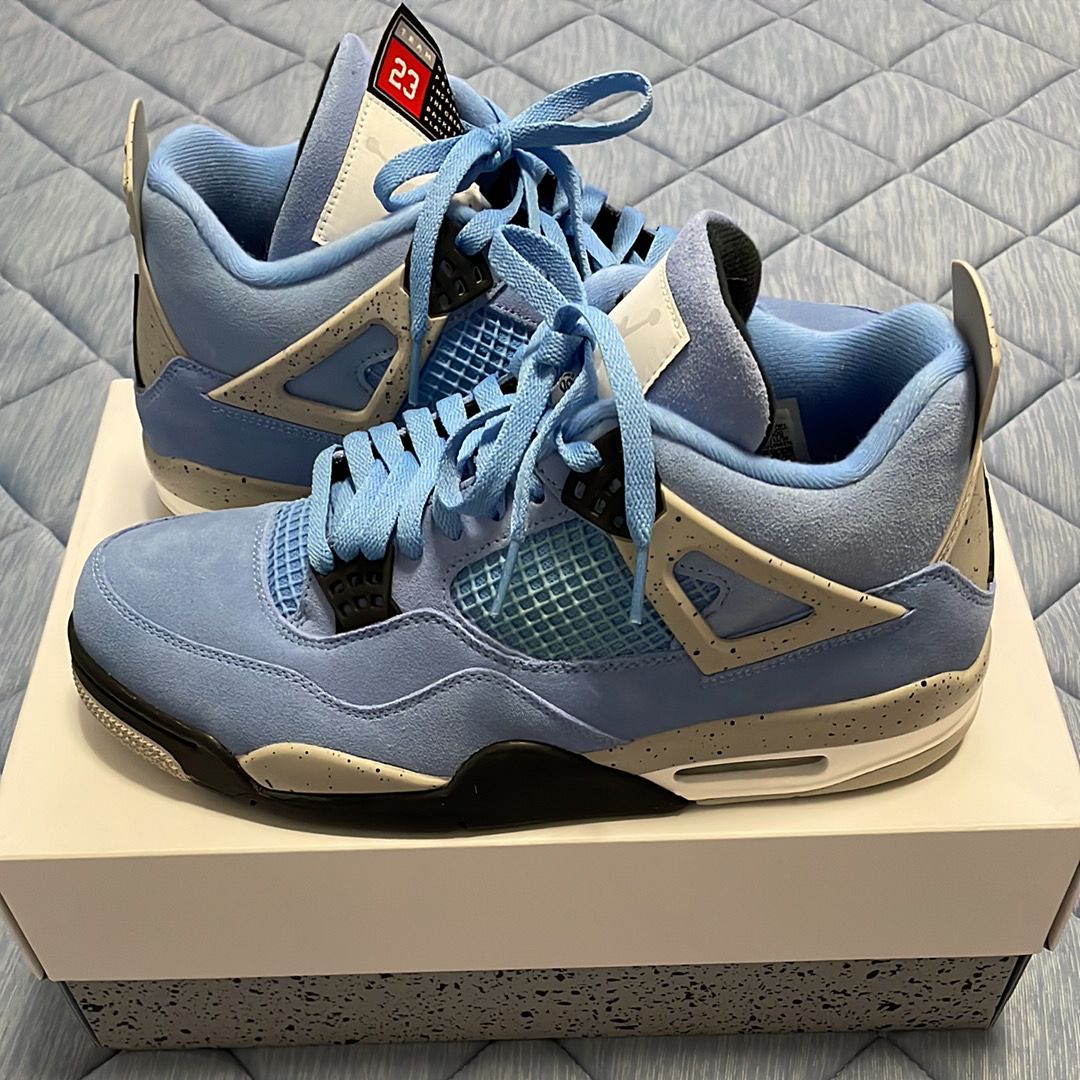 Nike Air Jordan 4 "University Blue"
