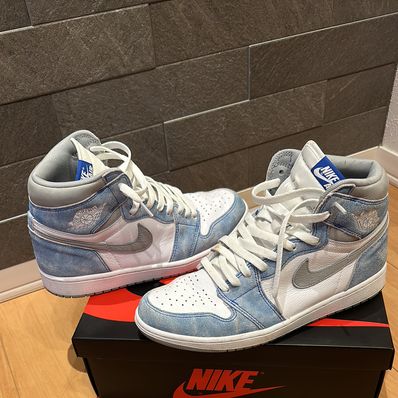 Nike Air Jordan 1 High OG "Hyper Royal"