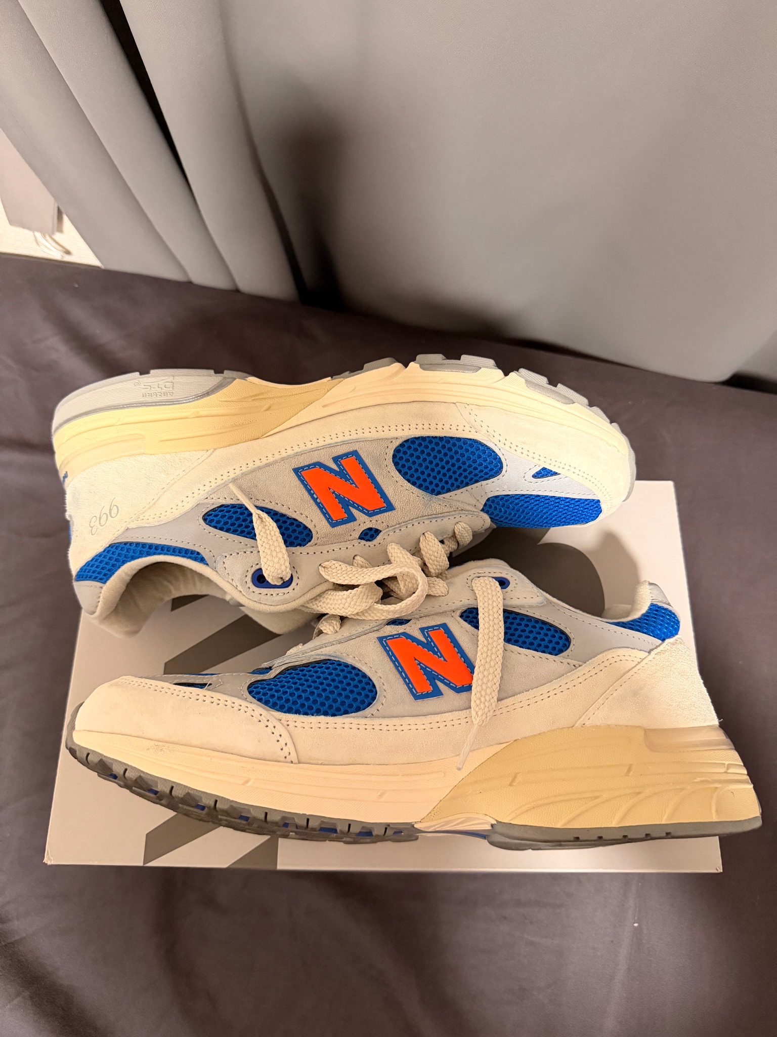 KITH × New Balance 993 Madison Square Garden "Ancient Scroll/Grey Matter"