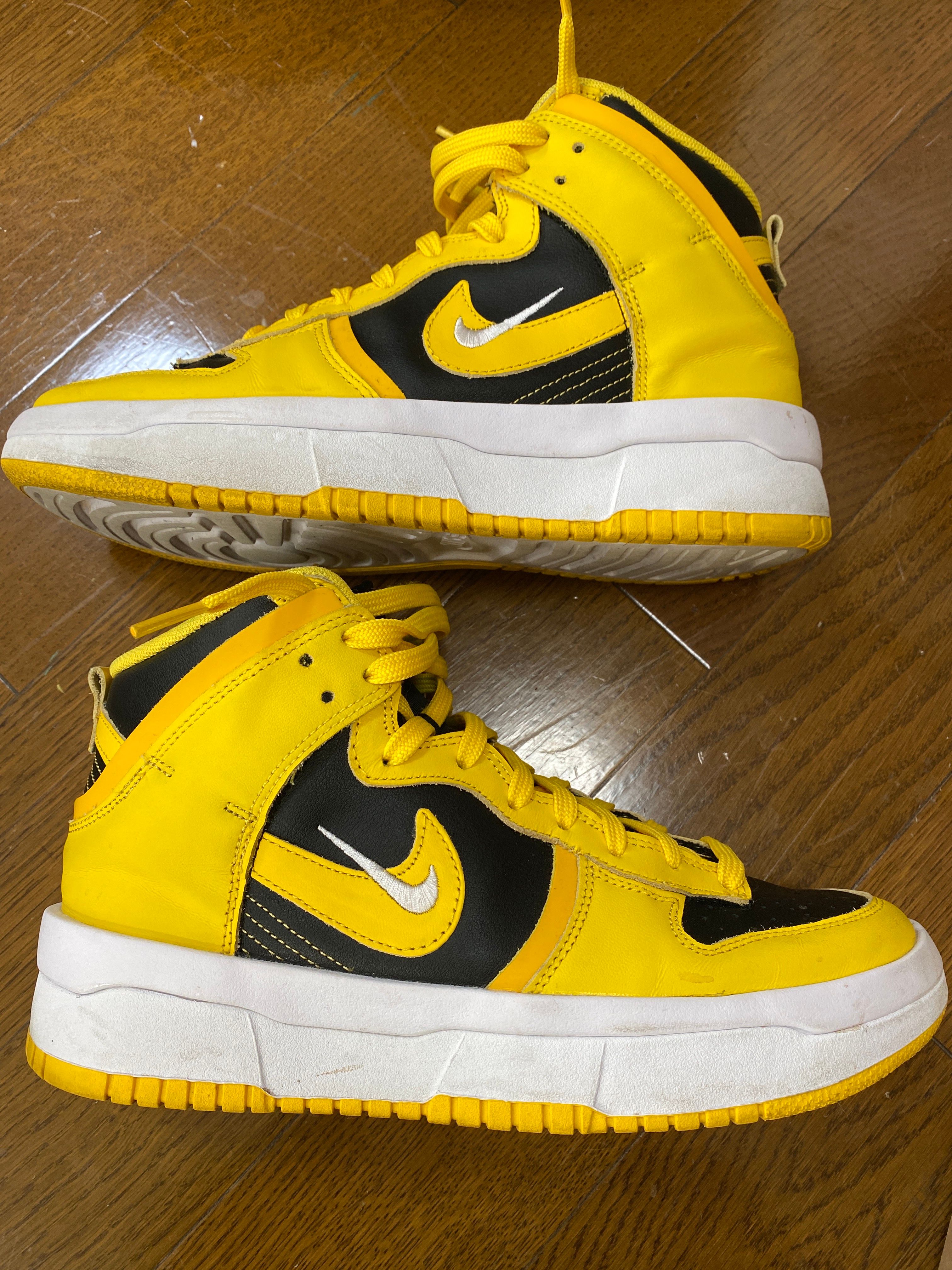 Nike Women's Dunk High UP "Gold/Black"