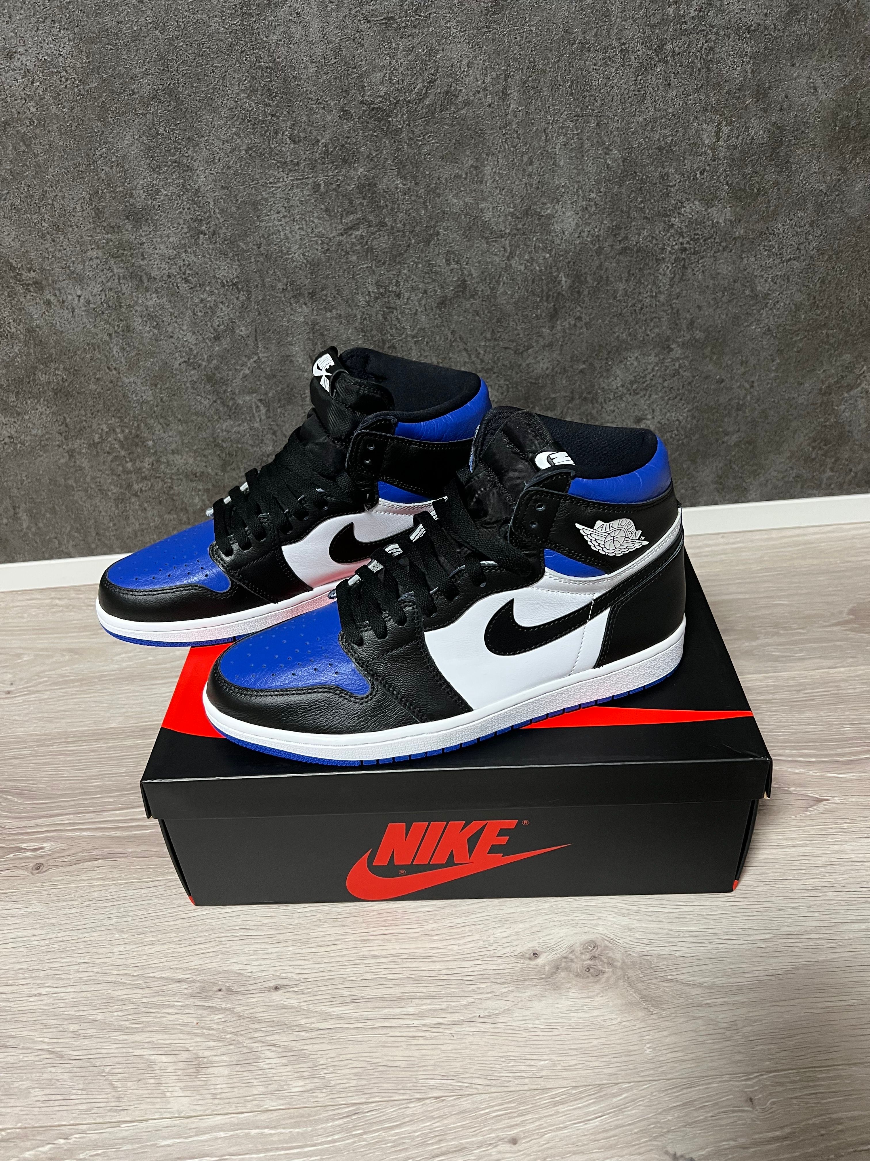 Nike Air Jordan 1 Retro High OG "Royal Toe"(2020)