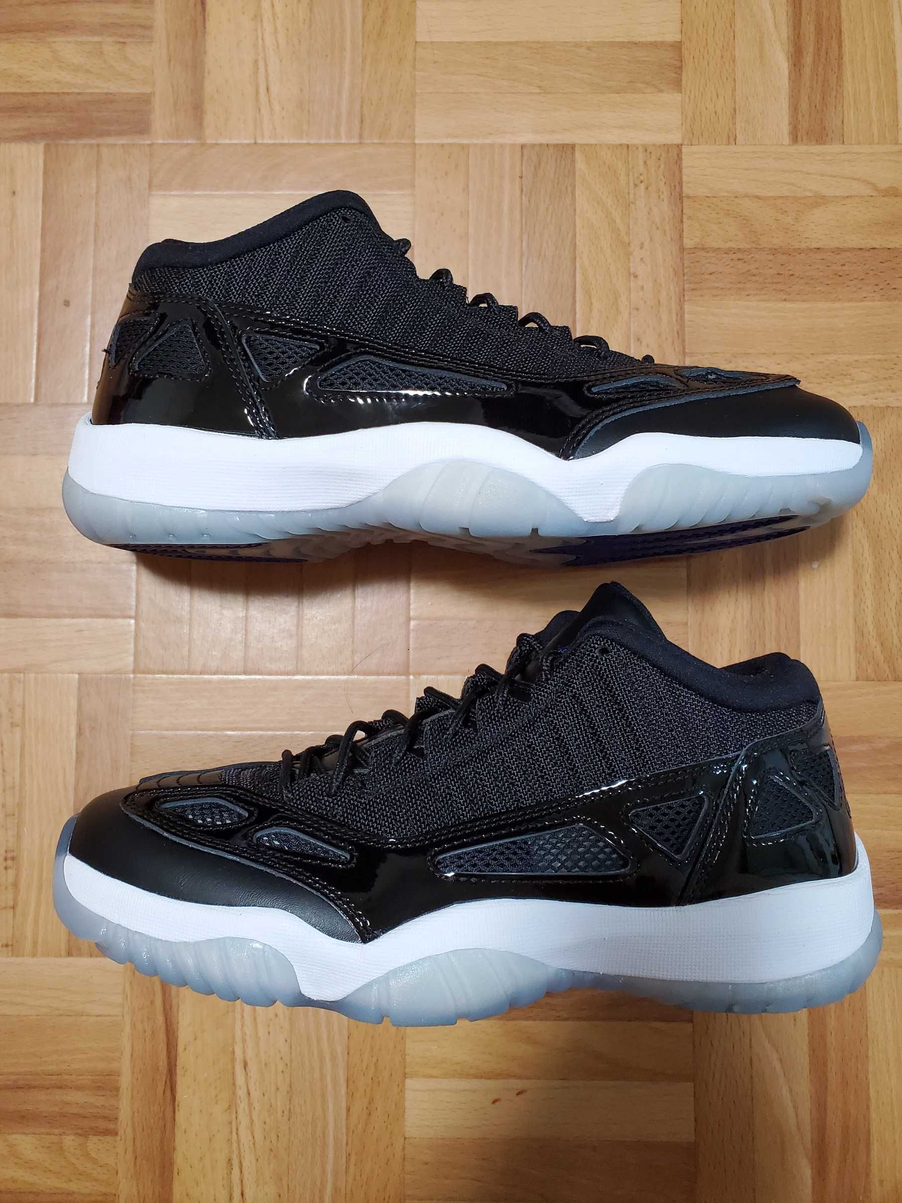 Nike Air Jordan 11 Retro Low IE "Space Jam"