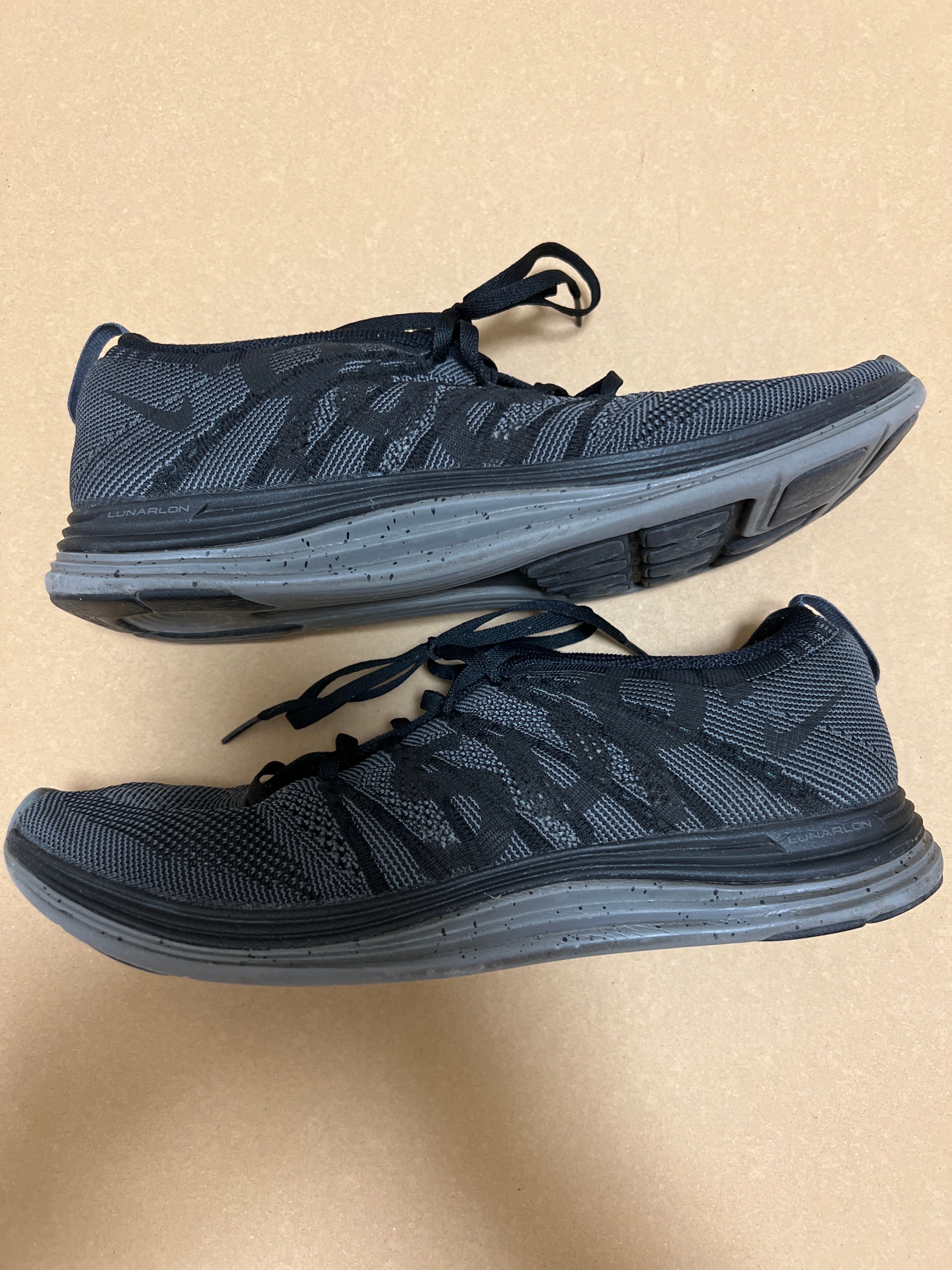 NIKE FLYKNIT LUNAR1+ SUPREME BLACK