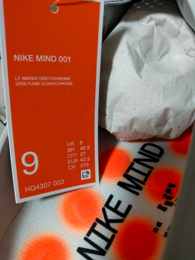 Nike Mind 001 Mules "Light Smoke Grey/Hyper Crimson"