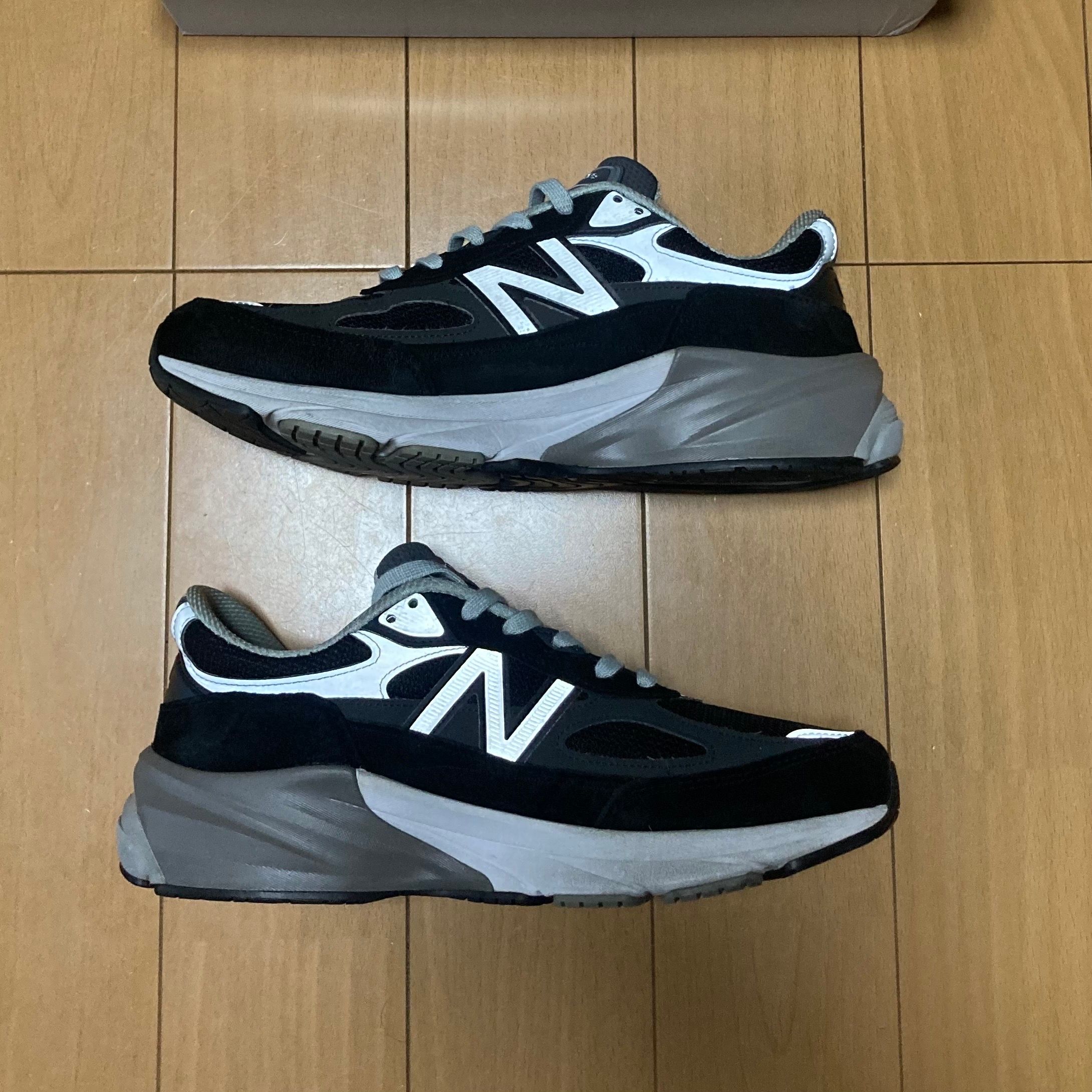New Balance 990V6 "Black" (Heel NB Logo)