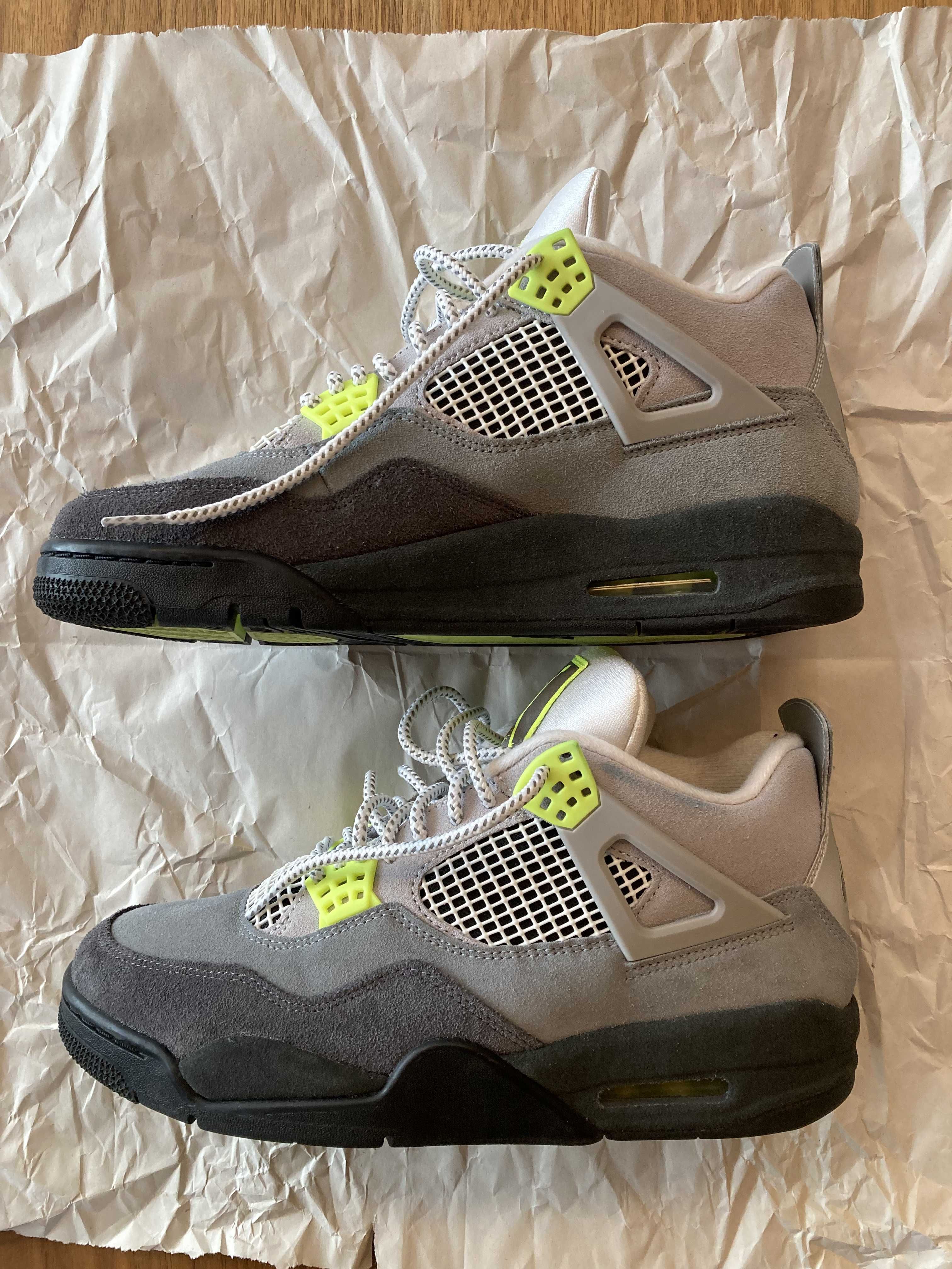 NIKE AIR JORDAN 4 RETRO LE "NEON"