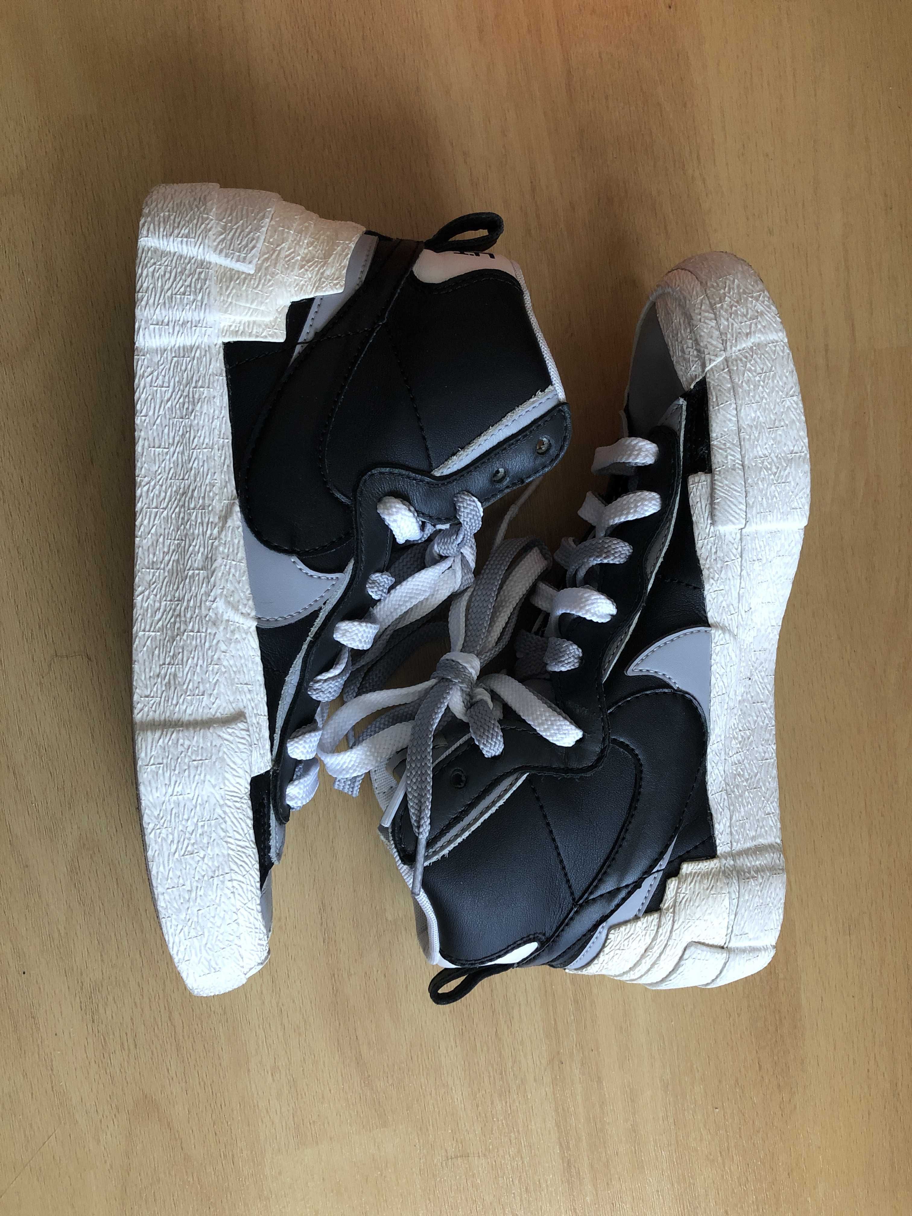 sacai × NIKE BLAZER MID "BLACK/WOLF GREY/WHITE"