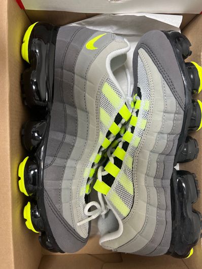 Nike Air Vapormax 95 "Neon"