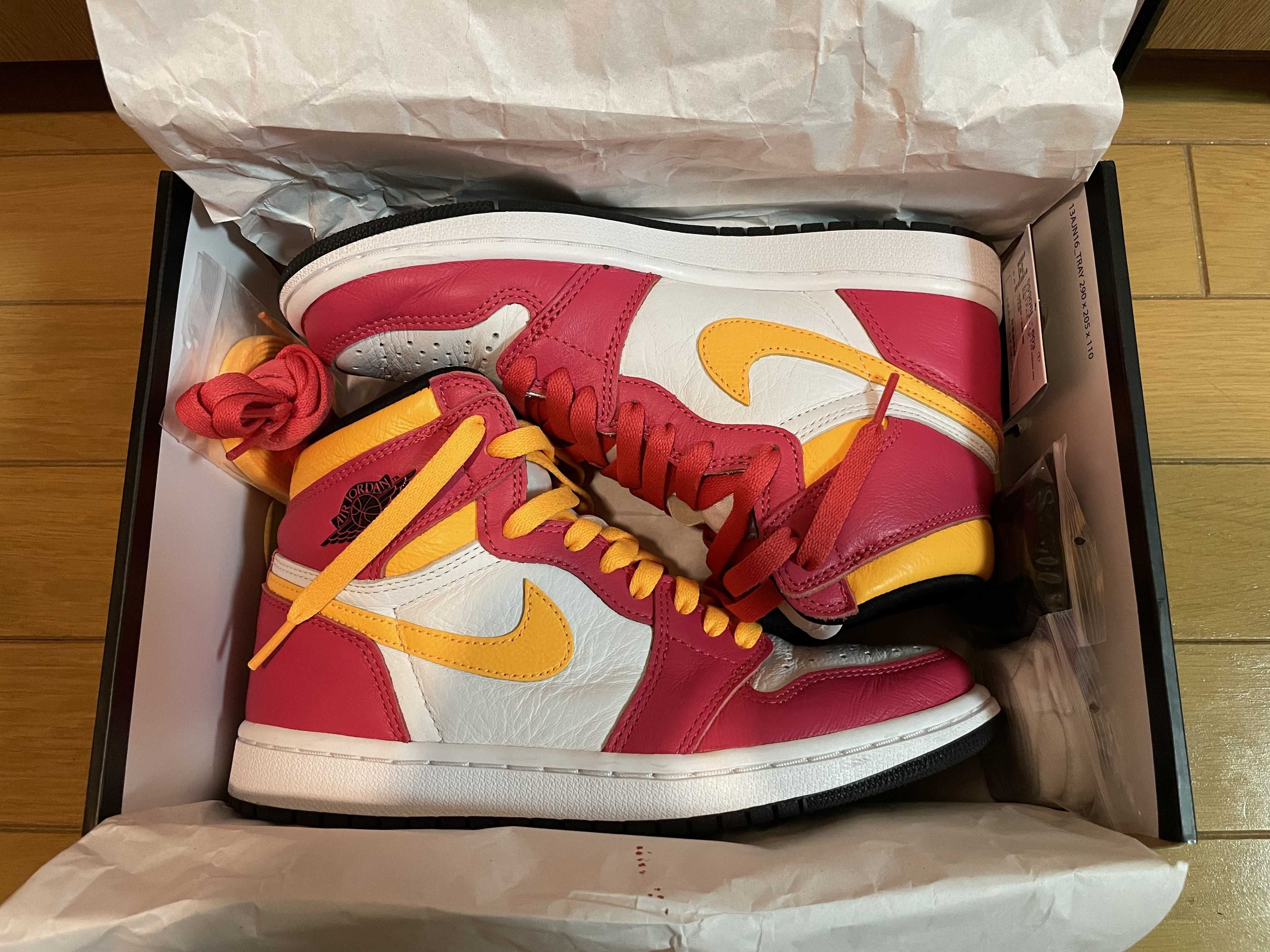 Nike Air Jordan 1 High OG "Light Fusion Red"