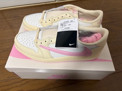 Travis Scott × Nike Air Jordan 1 Retro Low OG "Muslin/Shy Pink"