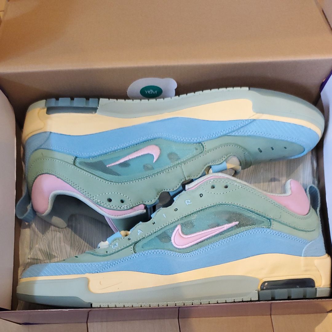 VERDY × Nike SB Air Max Ishod "Visty/Blue Gaze and Enamel Green"