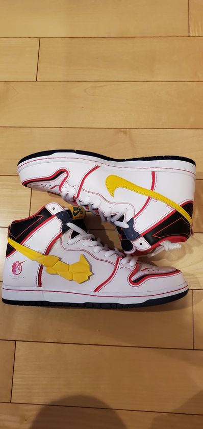Gundam Unicorn × Nike SB Dunk High PRO QS "UNICORN"